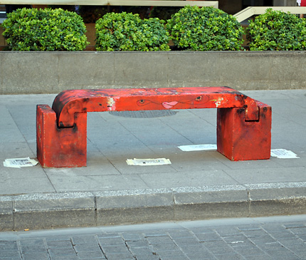 hamra-benches-04-big.jpg