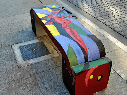 hamra-benches-06-big.jpg