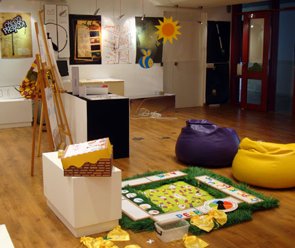 graphic-design-exhibits2010-02-big.jpg