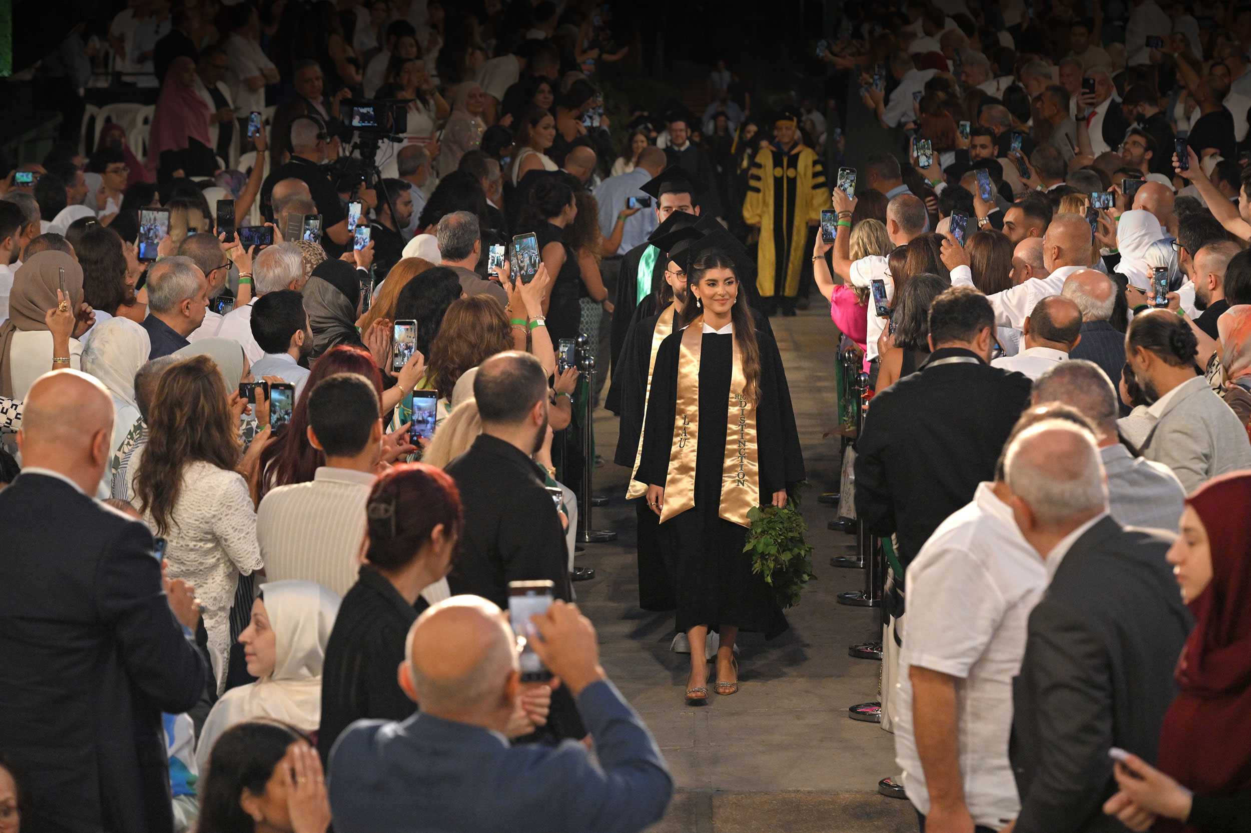 [commencement-2025-jul8-big.jpg]