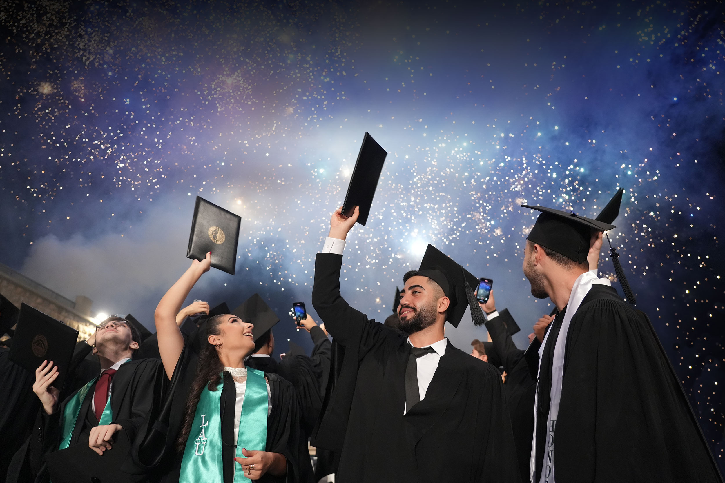 [commencement-2025-jun21-post-big.jpg]