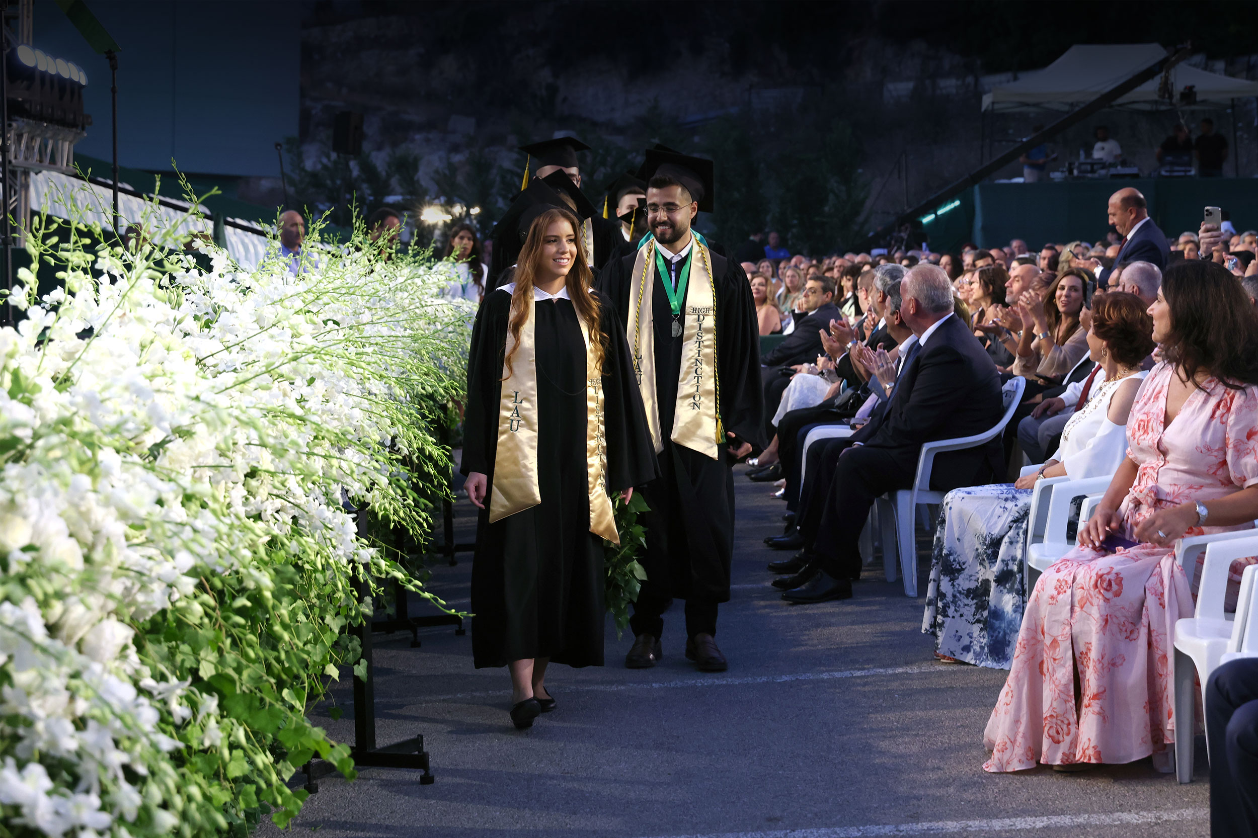 [commencement-2025-ron-430-big.jpg]